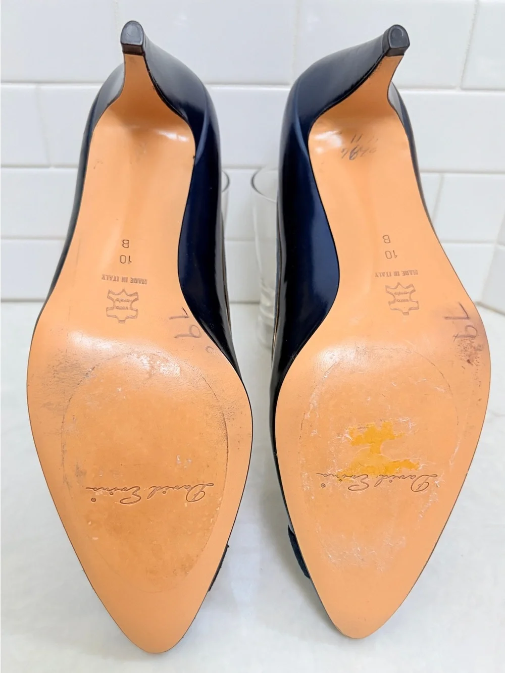 Vintage David Evins Italian Navy Leather & Suede 3” Mid Heel Pump EUC Size 10